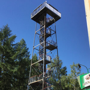 Aussichtsturm am Haus